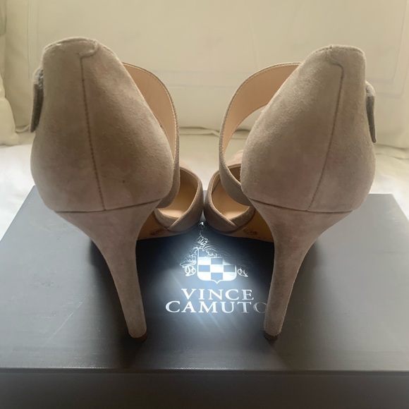 Vince Camuto Suede Heels - Picture 3 of 8